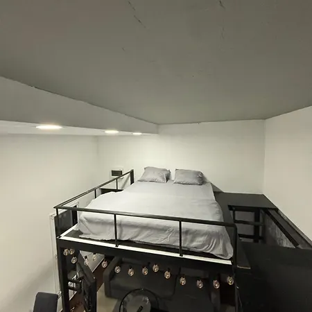 Apartment Apartman Noc 2 *